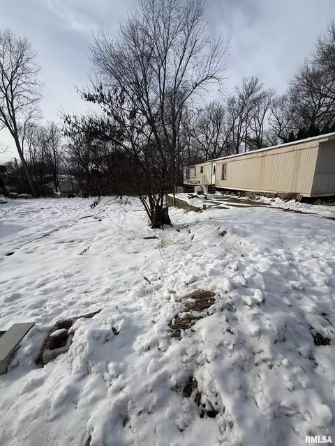 2231 N 3rd St, Springfield, IL 62702 photo 1