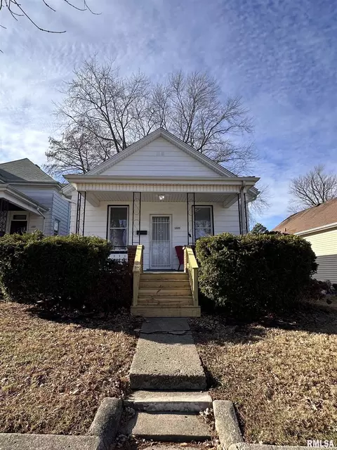 1625 N 8th St, Springfield, IL 62702
