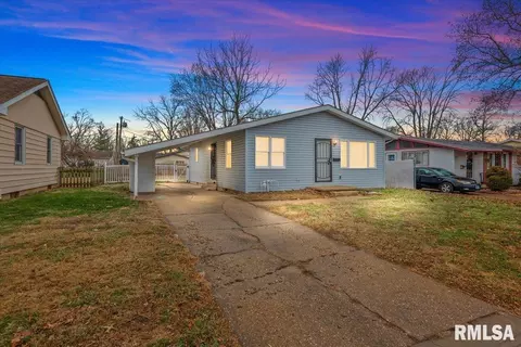 2616 Kent Dr, Springfield, IL 62703