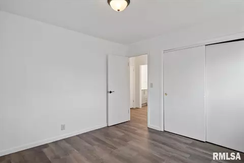 Bedroom - 2616 Kent Dr, Springfield, IL 62703 photo 6 of 6