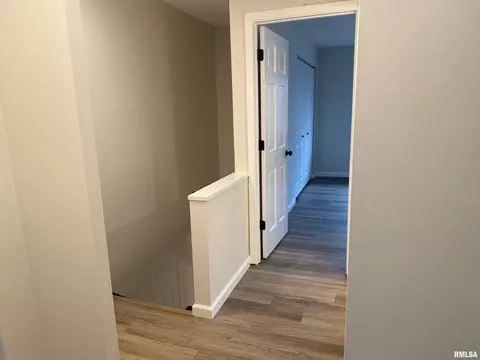 Entry Way - 20 Trailridge Ln, Springfield, IL 62704 photo 1 of 1