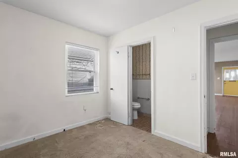 2029 S Walnut St, Springfield, IL 62704 photo 14