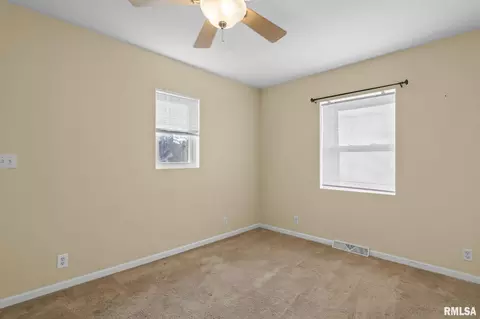 2029 S Walnut St, Springfield, IL 62704 photo 16