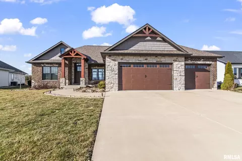 4621 Innis Brook Dr, Springfield, IL 62711