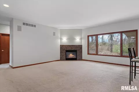 6708 Phlox St, Springfield, IL 62712 photo 11