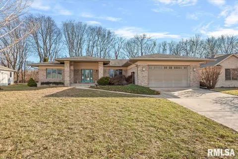 6708 Phlox St, Springfield, IL 62712