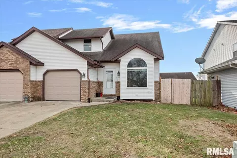 130 Genoa Dr, Springfield, IL 62703