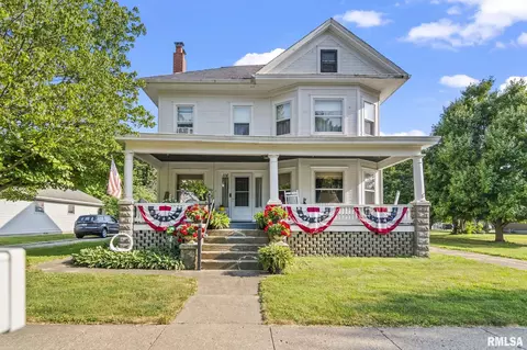 116 E Main St, Williamsville, IL 62693
