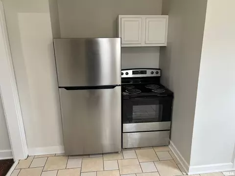 2301 Yale Blvd, Springfield, IL 62703 photo 16