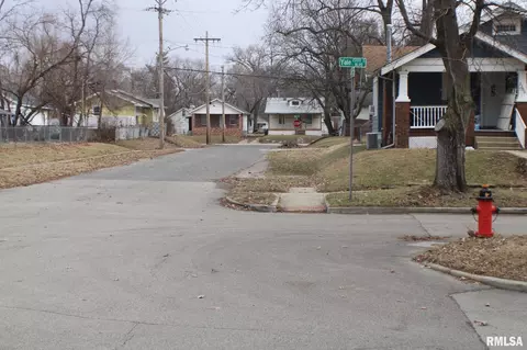 2301 Yale Blvd, Springfield, IL 62703 photo 28