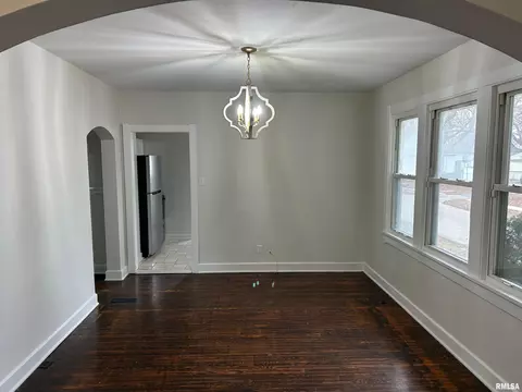 2301 Yale Blvd, Springfield, IL 62703 photo 7