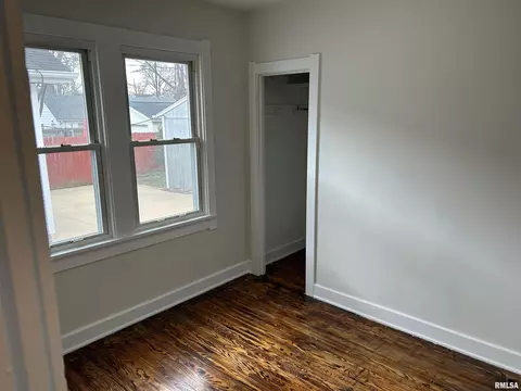2301 Yale Blvd, Springfield, IL 62703 photo 12