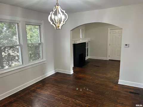 2301 Yale Blvd, Springfield, IL 62703 photo 6
