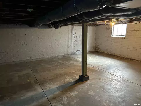 2301 Yale Blvd, Springfield, IL 62703 photo 23