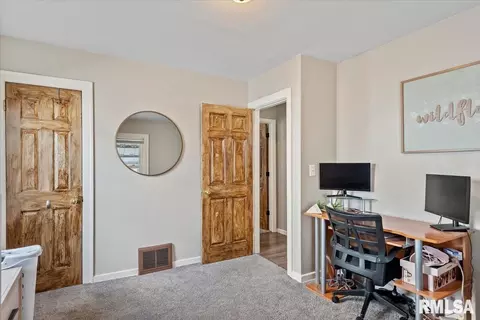 Other - 2945 S 3rd St, Springfield, IL 62703 photo 3 of 5