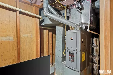 Other - 2945 S 3rd St, Springfield, IL 62703 photo 4 of 5