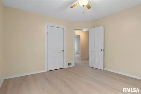 Bedroom - 1215 N 5th St, Springfield, IL 62702 photo 6 of 7
