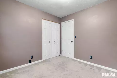 259 N Columbia Ave, Springfield, IL 62702 photo 20