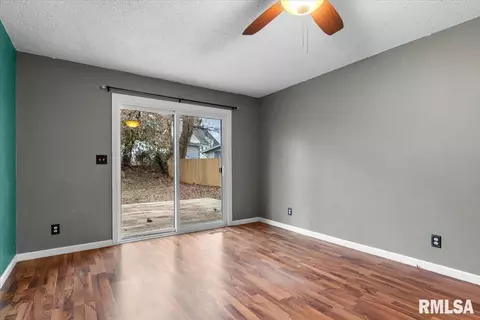 259 N Columbia Ave, Springfield, IL 62702 photo 6