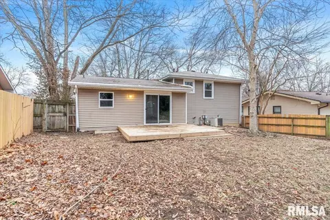 259 N Columbia Ave, Springfield, IL 62702 photo 28