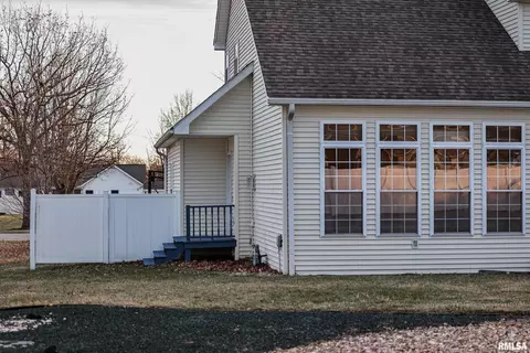 Other - 5 Pheasant Ln, Pittsfield, IL 62363 photo 6 of 21