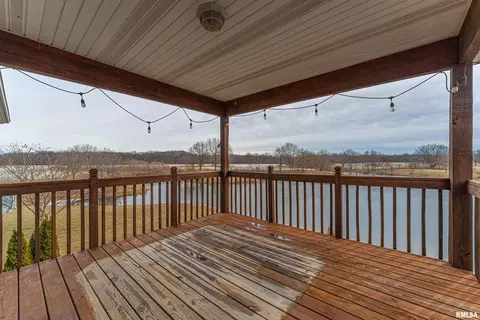 Exterior - 9142 Prospect Rd, Mount Olive, IL 62069 photo 4 of 7