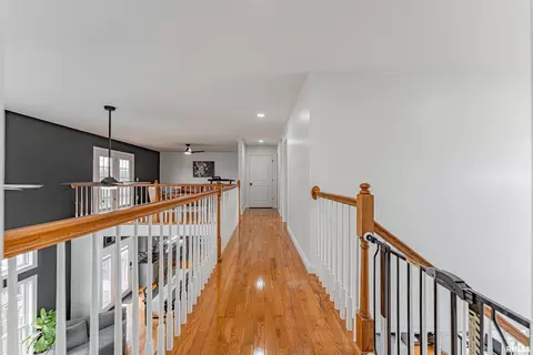 Entry Way - 9142 Prospect Rd, Mount Olive, IL 62069 photo 7 of 12
