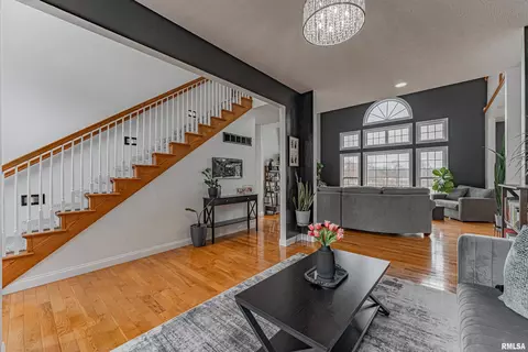Entry Way - 9142 Prospect Rd, Mount Olive, IL 62069 photo 2 of 12