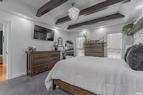 Bedroom - 9142 Prospect Rd, Mount Olive, IL 62069 photo 3 of 7