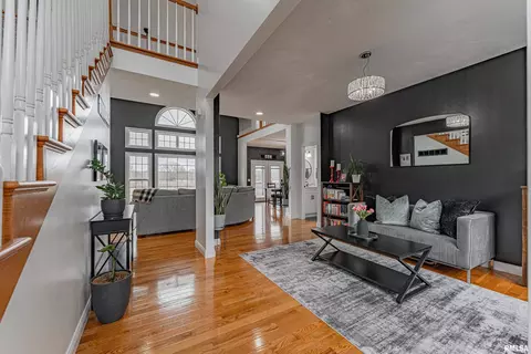 Entry Way - 9142 Prospect Rd, Mount Olive, IL 62069 photo 1 of 12