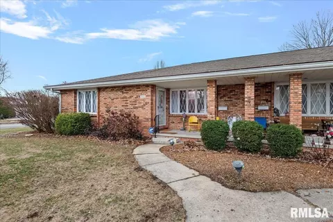 205 Golf Rd, Springfield, IL 62704