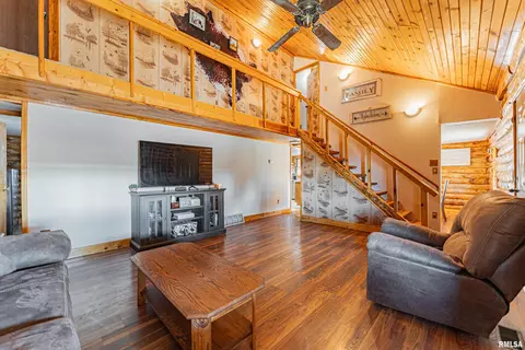 Living - 1955 E 2700 N Rd, Blue Mound, IL 62513 photo 1 of 1