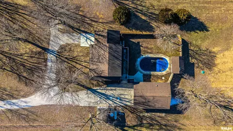 Other - 1955 E 2700 N Rd, Blue Mound, IL 62513 photo 8 of 10