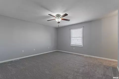 Bedroom - 811 W Monroe St, Athens, IL 62613 photo 1 of 6