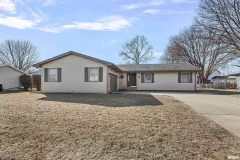 2420 Mayfair Rd, Springfield, IL 62703