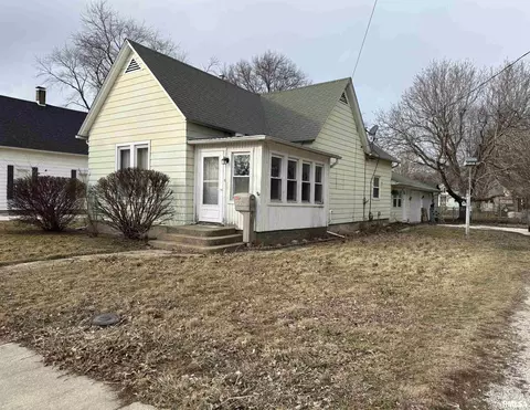 355 W Elm St, Waverly, IL 62692