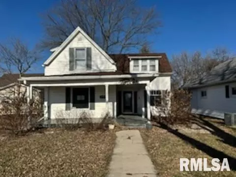 1513 Spruce St, Quincy, IL 62301