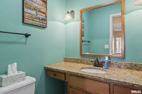 Bath - 3700 Whig St, Springfield, IL 62711 photo 1 of 5