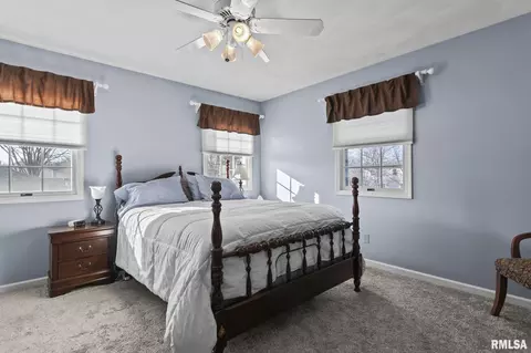 Bedroom - 3700 Whig St, Springfield, IL 62711 photo 3 of 7