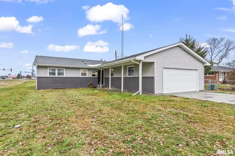 Other - 614 E Walnut St, Chatham, IL 62629 photo 1 of 4
