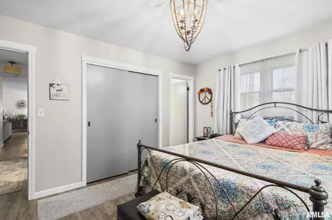 Bedroom - 614 E Walnut St, Chatham, IL 62629 photo 1 of 7