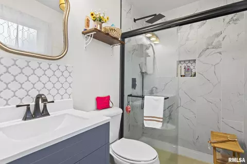 Bath - 614 E Walnut St, Chatham, IL 62629 photo 1 of 3