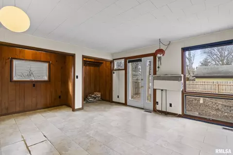 Other - 1315 W Ash St, Springfield, IL 62704 photo 3 of 6