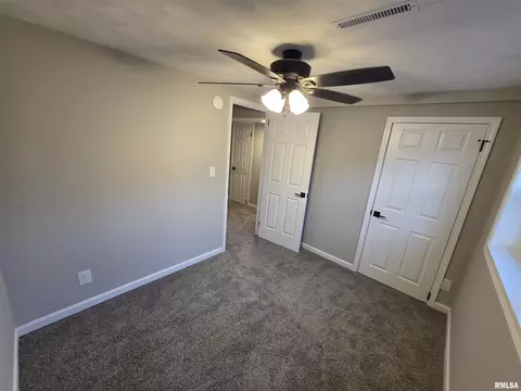 1921 N Albany St, Springfield, IL 62702 photo 17