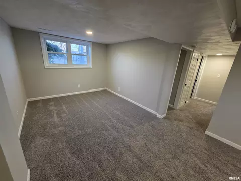 1921 N Albany St, Springfield, IL 62702 photo 20