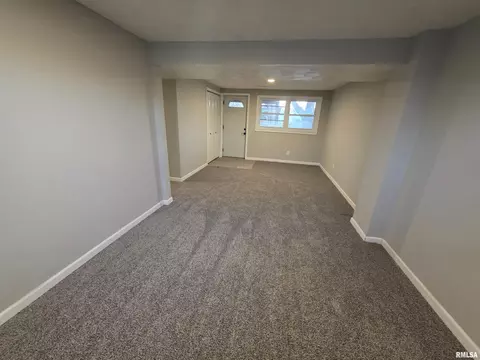 1921 N Albany St, Springfield, IL 62702 photo 21