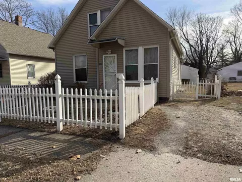 2028 E Monroe St, Springfield, IL 62703 photo 1