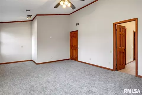Bedroom - 3920 W Bluffs Rd, Springfield, IL 62711 photo 8 of 8