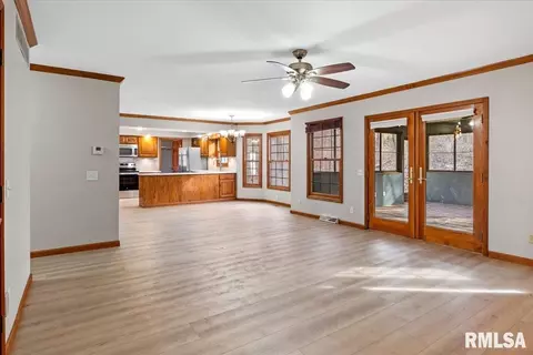Living - 3920 W Bluffs Rd, Springfield, IL 62711 photo 3 of 5