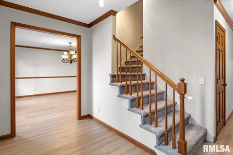 Entry Way - 3920 W Bluffs Rd, Springfield, IL 62711 photo 1 of 1